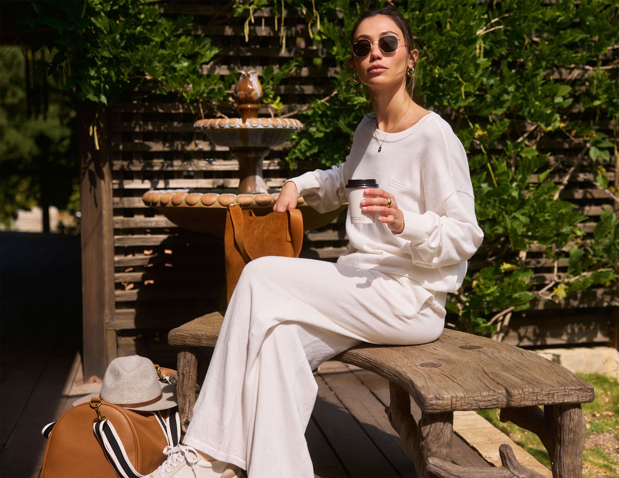 Adaptable Outfits for a Life on the Move